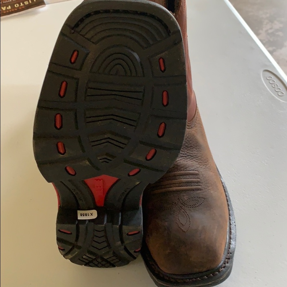 Work boots - Picture 2 of 2